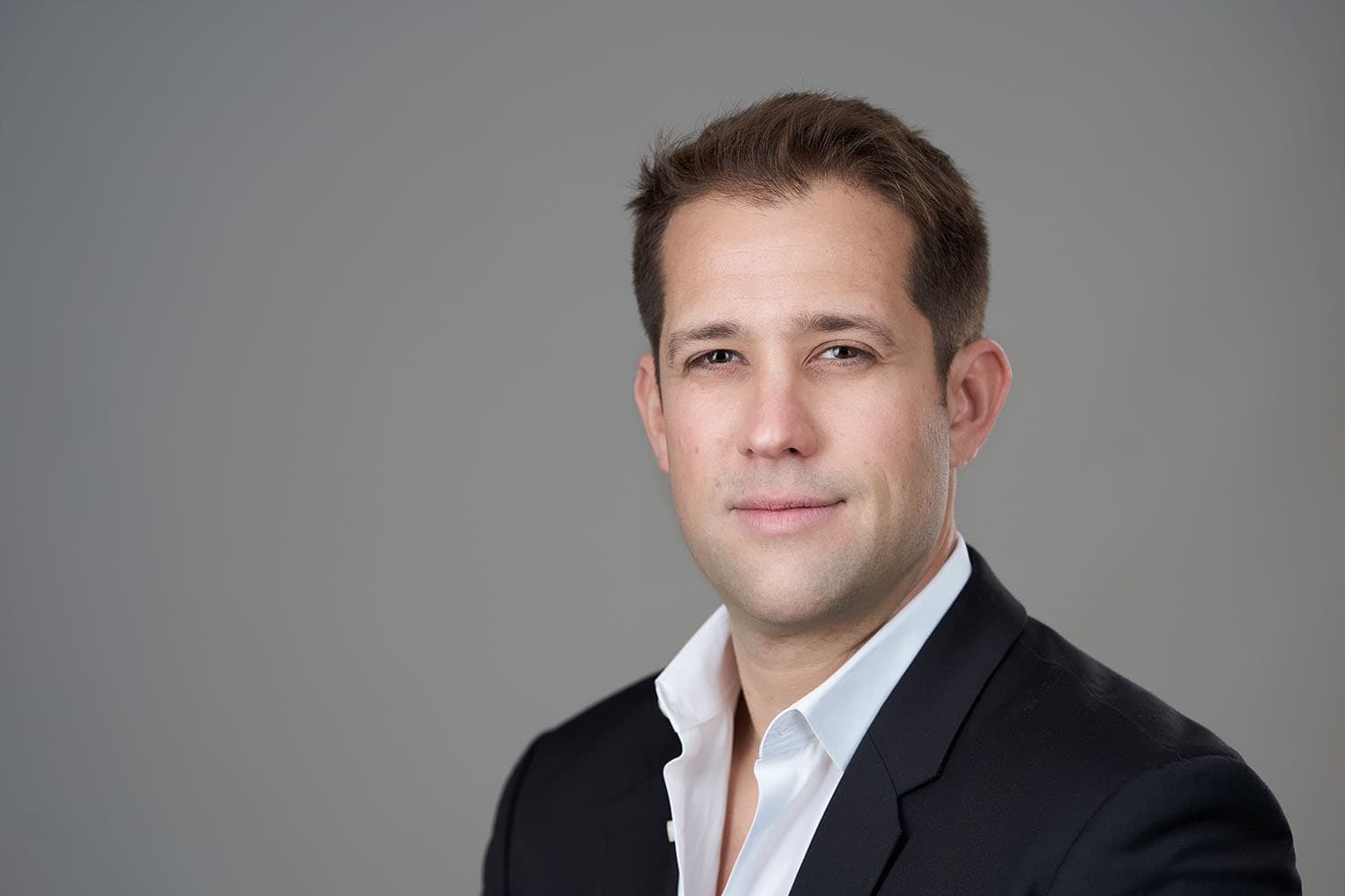 Headshot aMatias3412 - Corporate MIA
